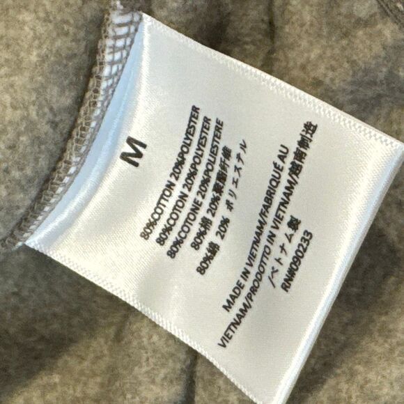 NWT Fear of God Essentials Sweatshirt medium - Picture 6 of 7